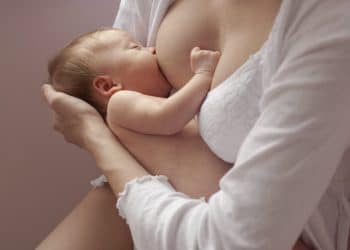 Allattamento al seno: fino a quando allattare