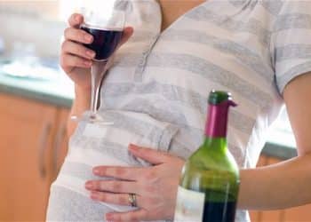 Alcool e allattamento: birra, vino e superalcolici